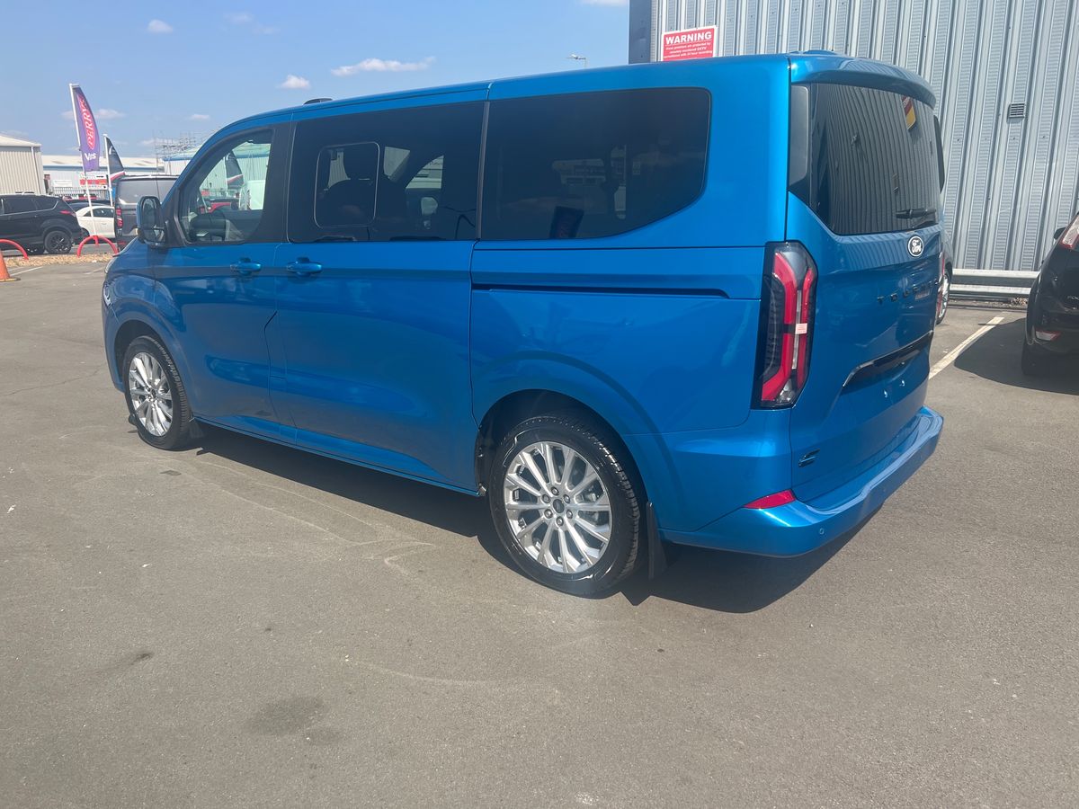 Used Ford Tourneo Custom 2025 for sale - 75787170: Photo 25