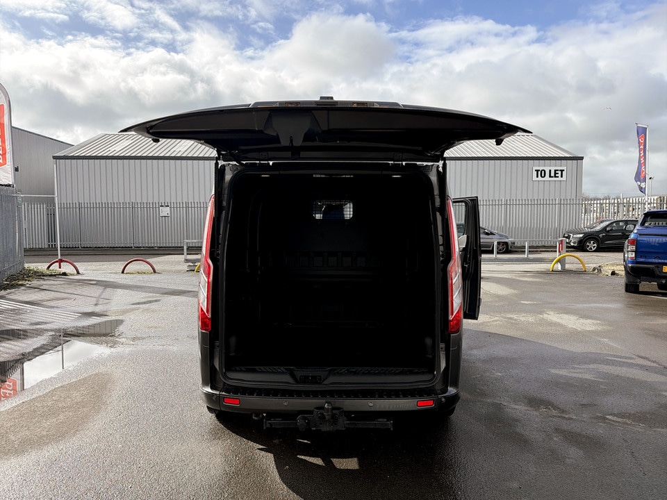 Used Ford Transit Custom 2023 for sale - 77666536: Photo 13