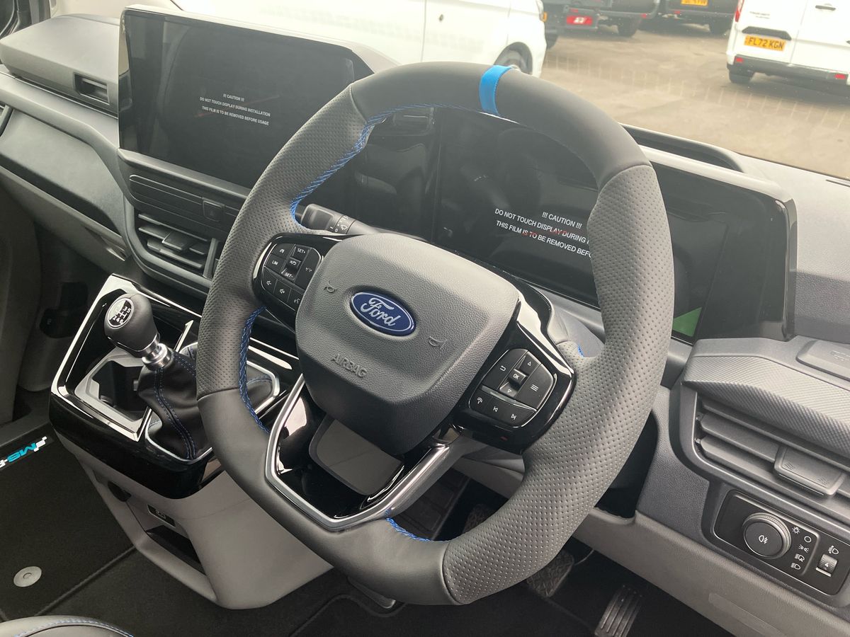 Used Ford Tourneo Custom 2025 for sale - 76272394: Photo 37