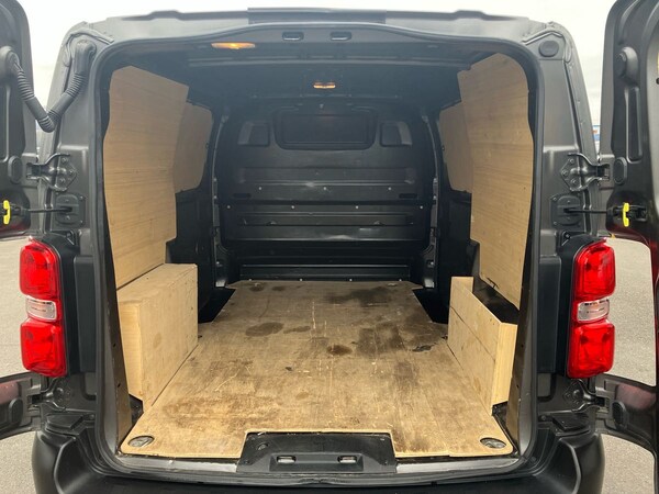 Used Vauxhall Vivaro 2022 for sale - 76219851: Photo 17