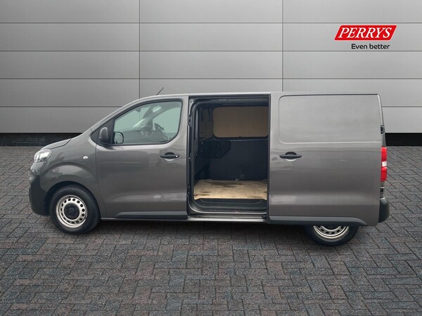 Used Vauxhall Vivaro 2022 for sale - 76219851: Photo 3
