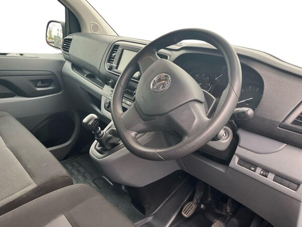 Used Vauxhall Vivaro 2022 for sale - 76219851: Photo 8