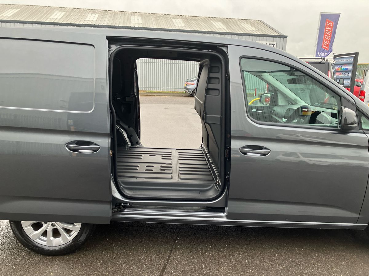 Used Ford Transit Connect 2025 for sale - 76969326: Photo 32