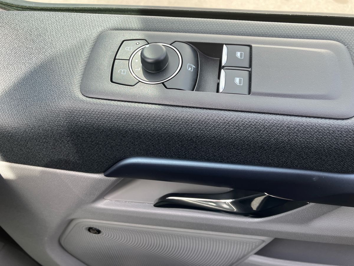 Used Ford Tourneo Custom 2025 for sale - 75824274: Photo 16