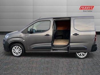 Used Citroen Berlingo 2021 for sale - 77195941: Photo