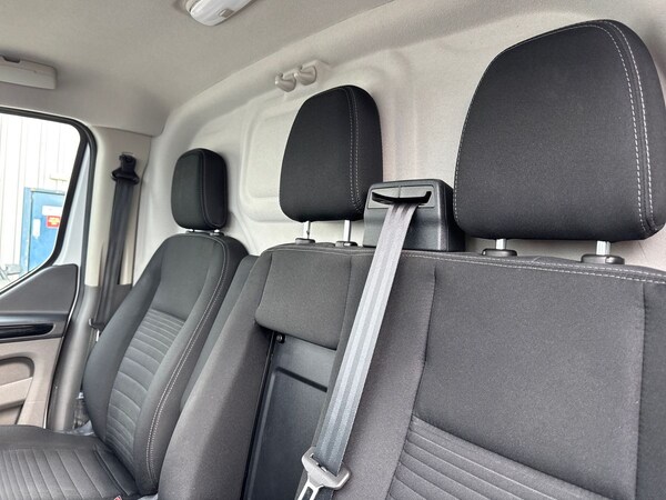 Used Ford Transit Custom 2023 for sale - 76288298: Photo 28