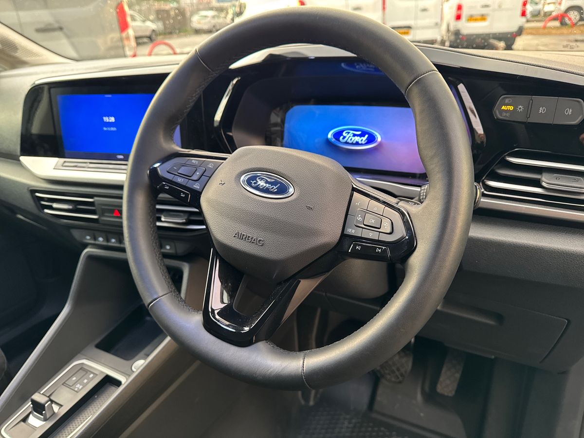 Used Ford Transit Connect 2025 for sale - 76807885: Photo 36