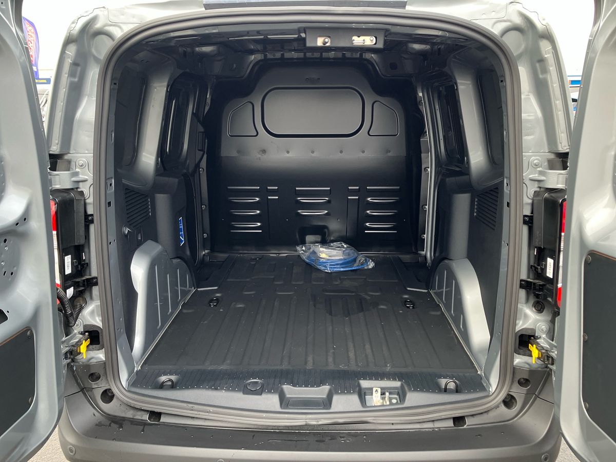 Used Ford Transit Courier 2026 for sale - 77743708: Photo 17