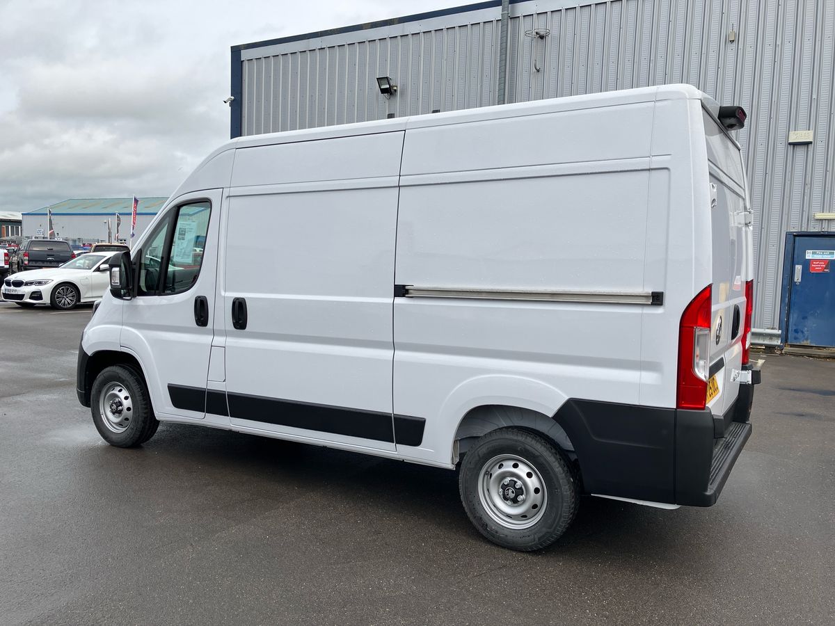 Vehicle 29