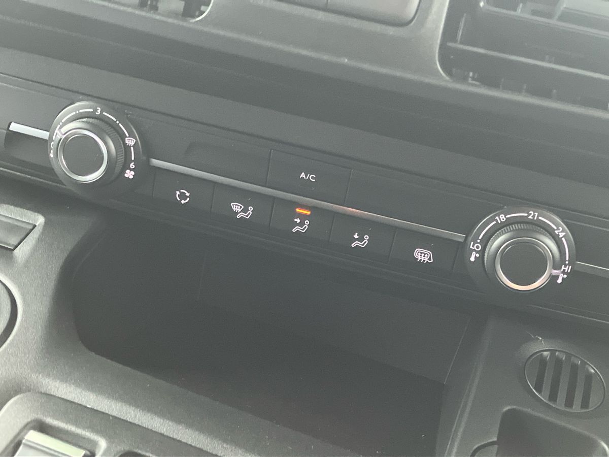 Used Peugeot Partner 2026 for sale - 76905700: Photo 13