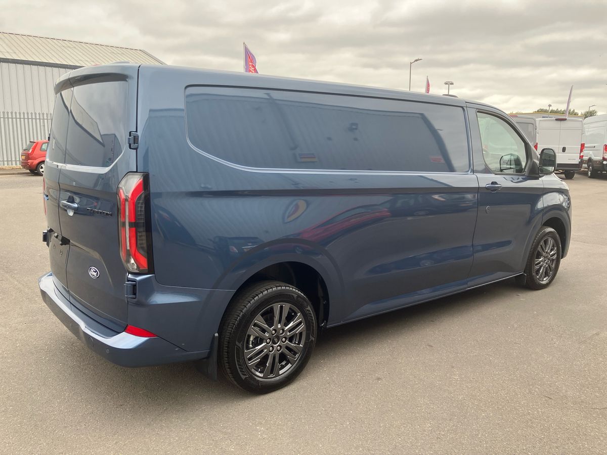 Used Ford Transit Custom 2025 for sale - 75355599: Photo 32