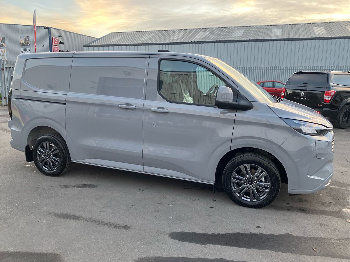 Used Ford Tourneo Custom 2025 for sale - 76748590: Photo 22