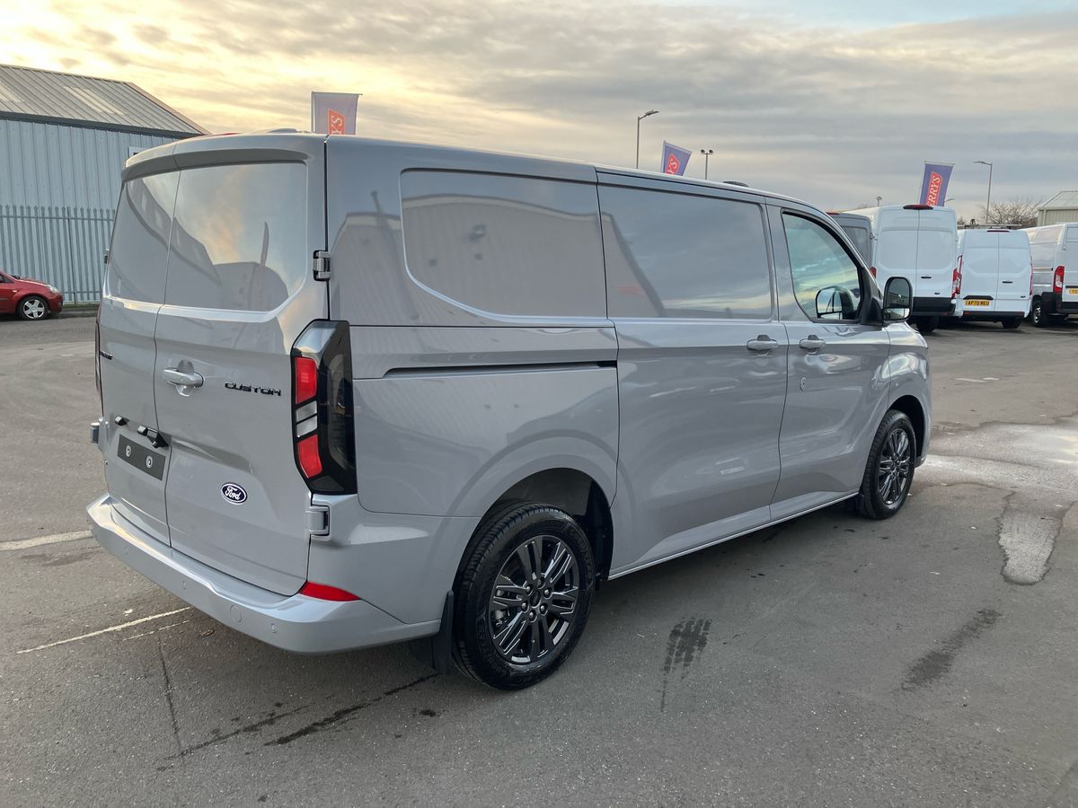 Used Ford Tourneo Custom 2025 for sale - 76748590: Photo 24