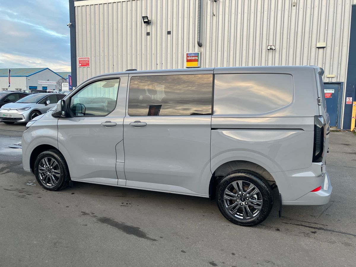 Used Ford Tourneo Custom 2025 for sale - 76748590: Photo 28