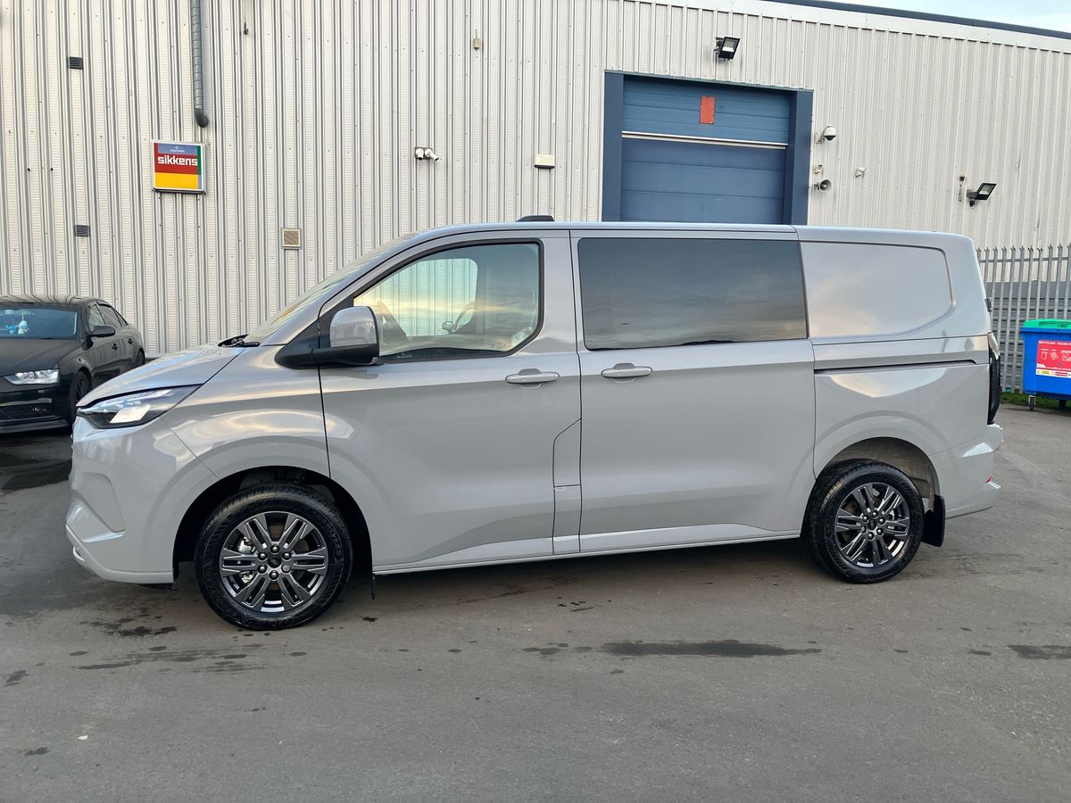 Used Ford Tourneo Custom 2025 for sale - 76748590: Photo 29