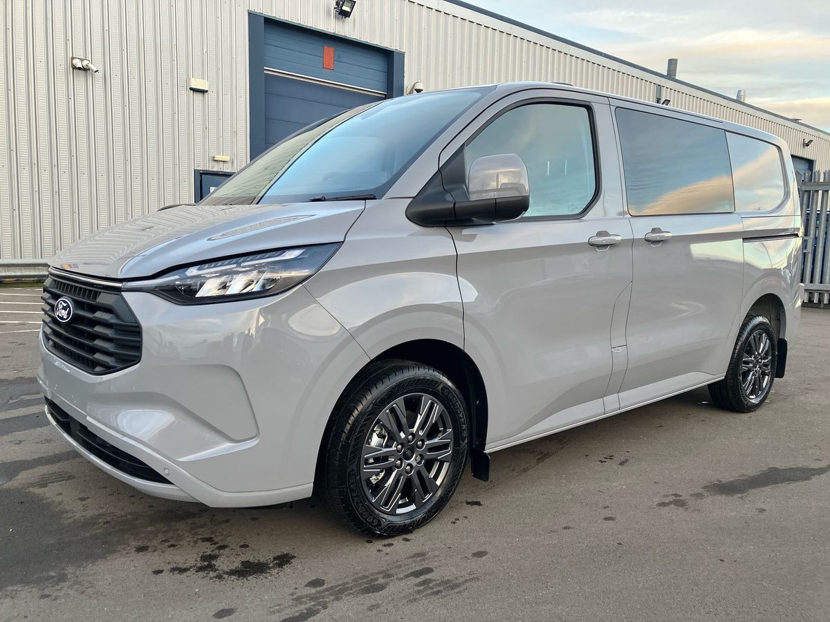 Used Ford Tourneo Custom 2025 for sale - 76748590: Photo 30