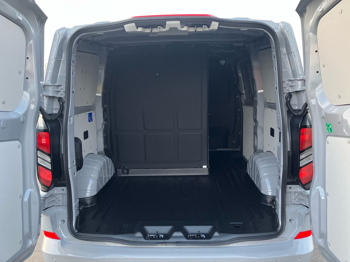 Used Ford Tourneo Custom 2025 for sale - 76748590: Photo 33