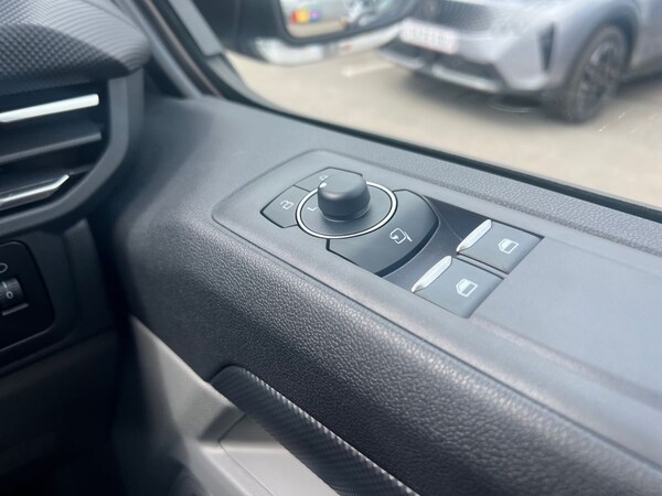 Used Ford Transit Custom 2025 for sale - 75355625: Photo 16