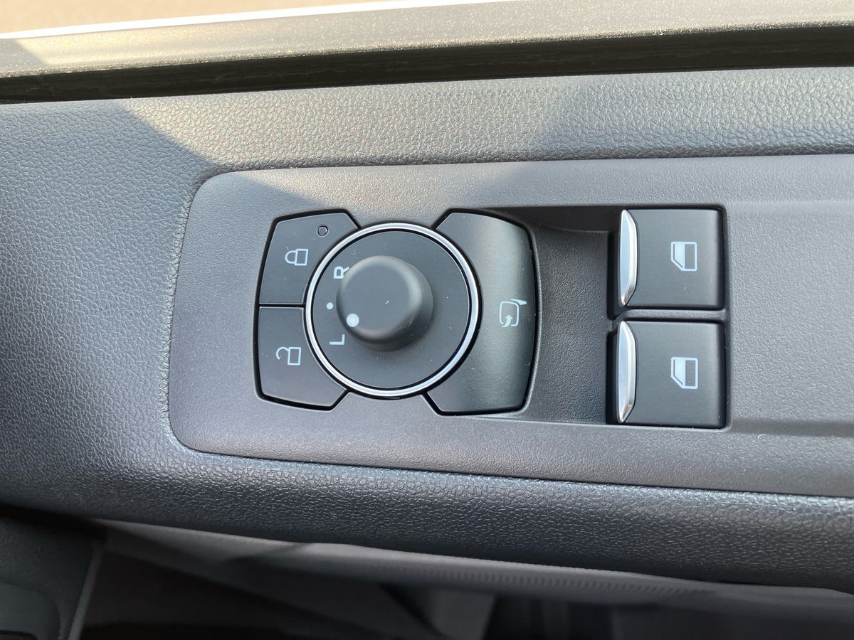 Used Ford Transit Custom 2025 for sale - 76477518: Photo 16