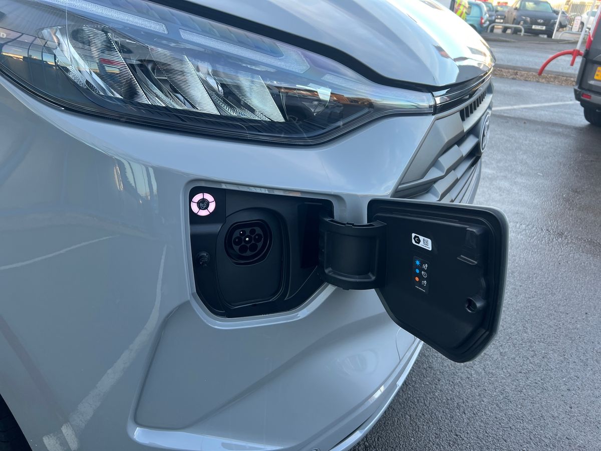 Used Ford Tourneo Custom 2026 for sale - 77207801: Photo 28