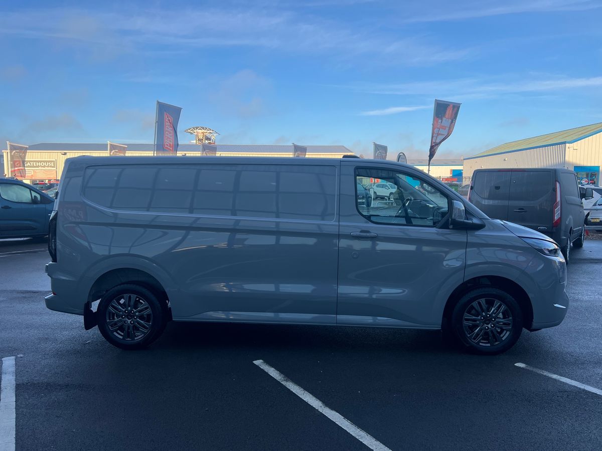 Used Ford Tourneo Custom 2026 for sale - 77207801: Photo 31