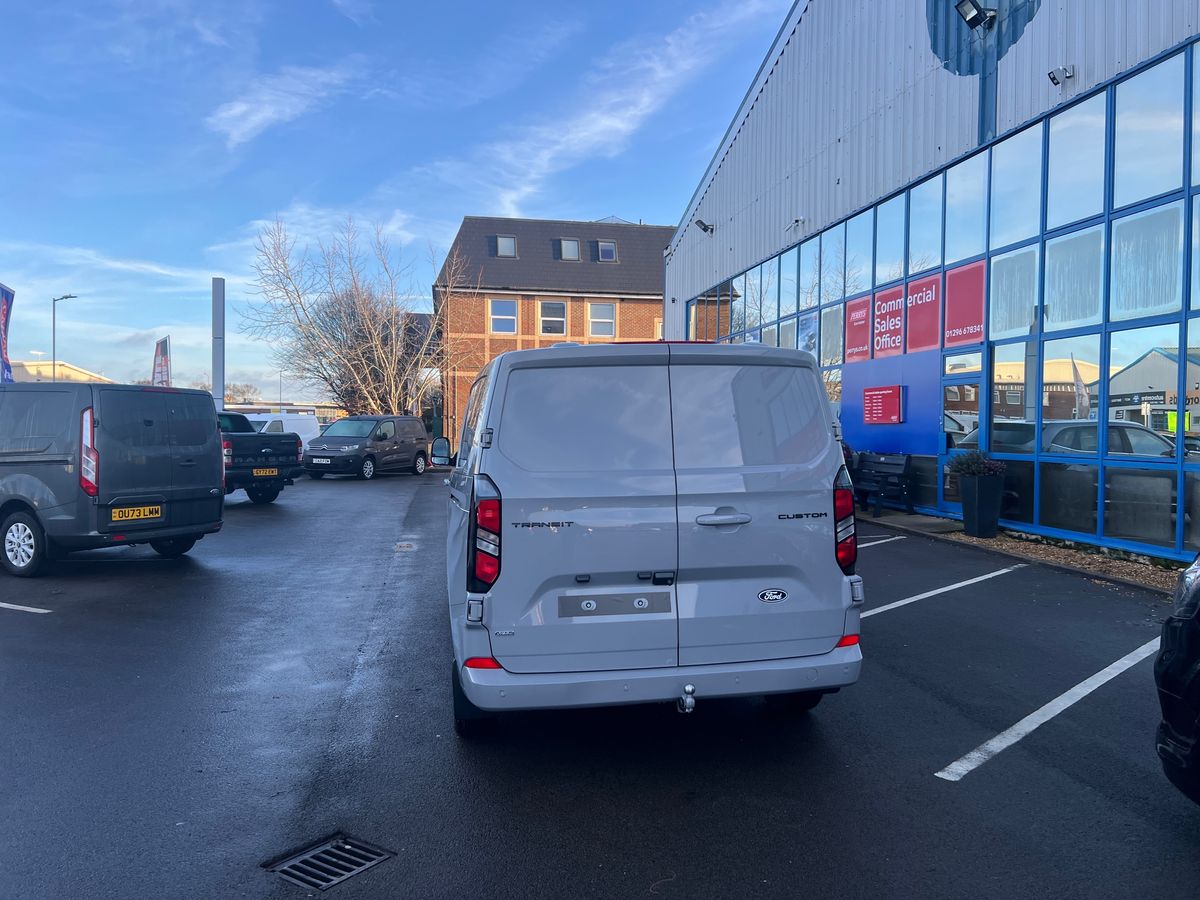 Used Ford Tourneo Custom 2026 for sale - 77207801: Photo 32