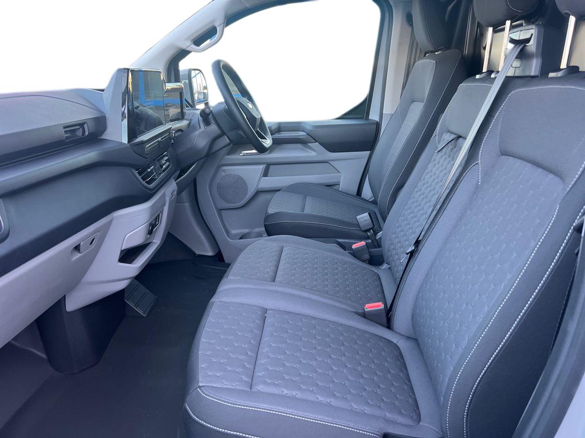 Used Ford Tourneo Custom 2026 for sale - 77207801: Photo 6