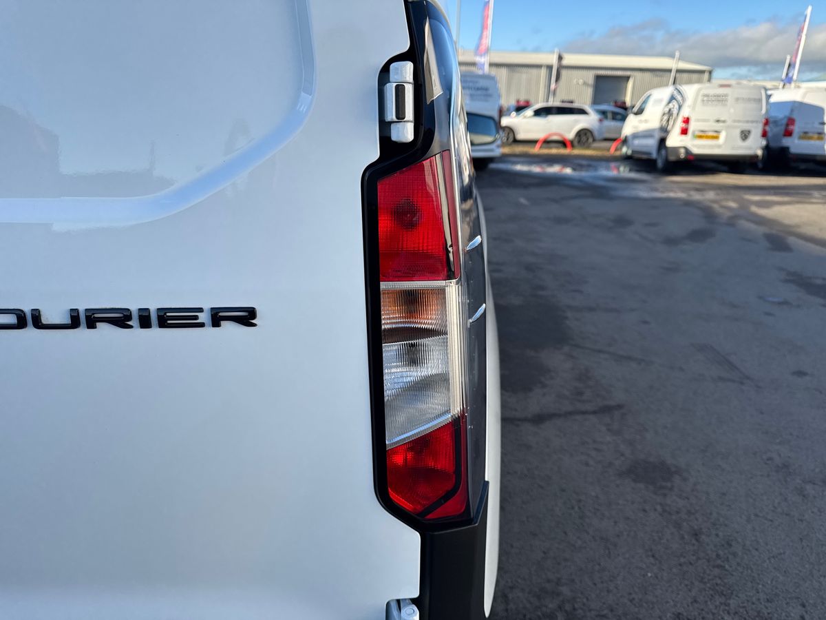 Used Ford Tourneo Courier 2026 for sale - 77340778: Photo 40