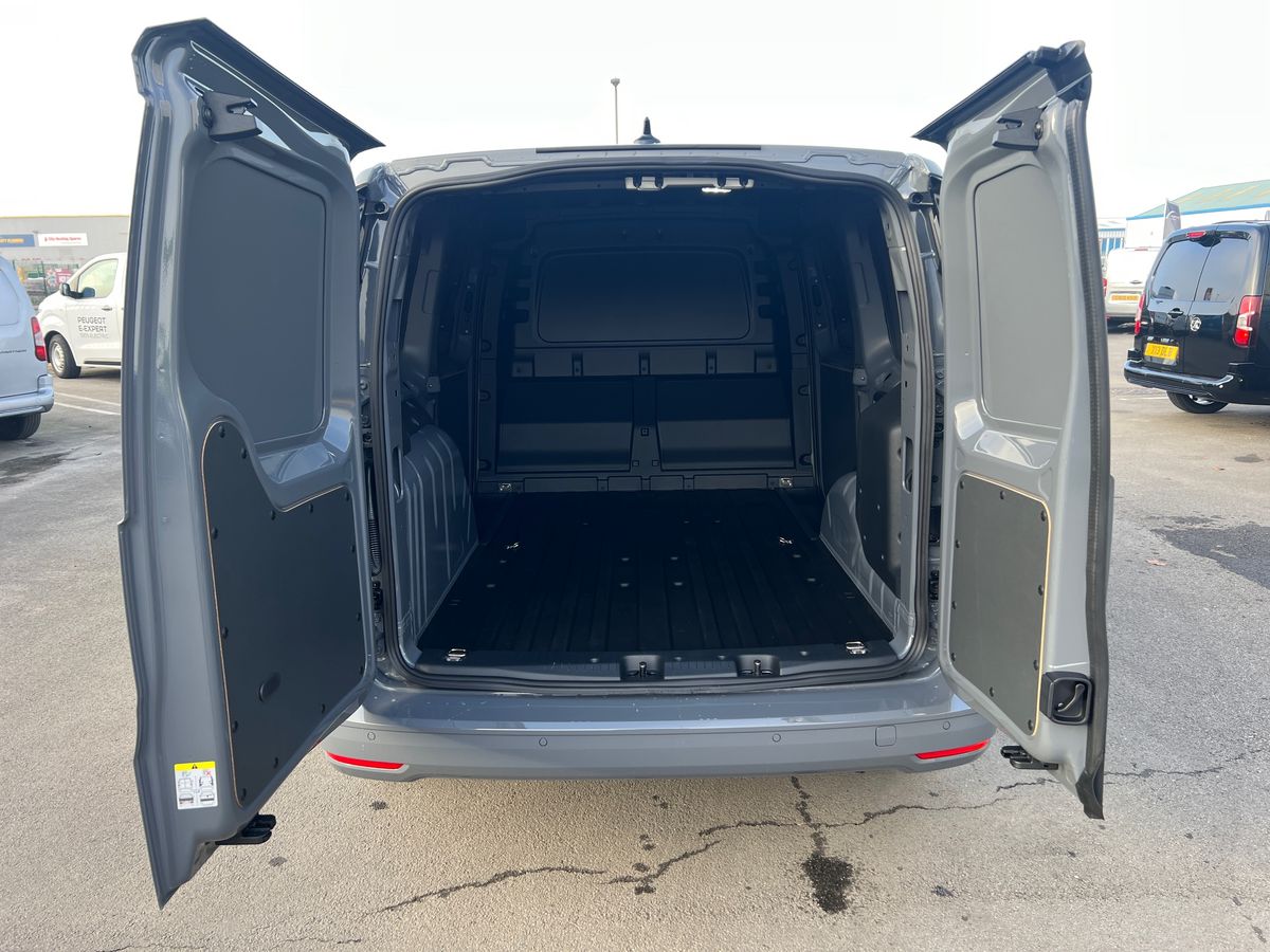 Used Ford Transit Connect 2026 for sale - 77077468: Photo 17