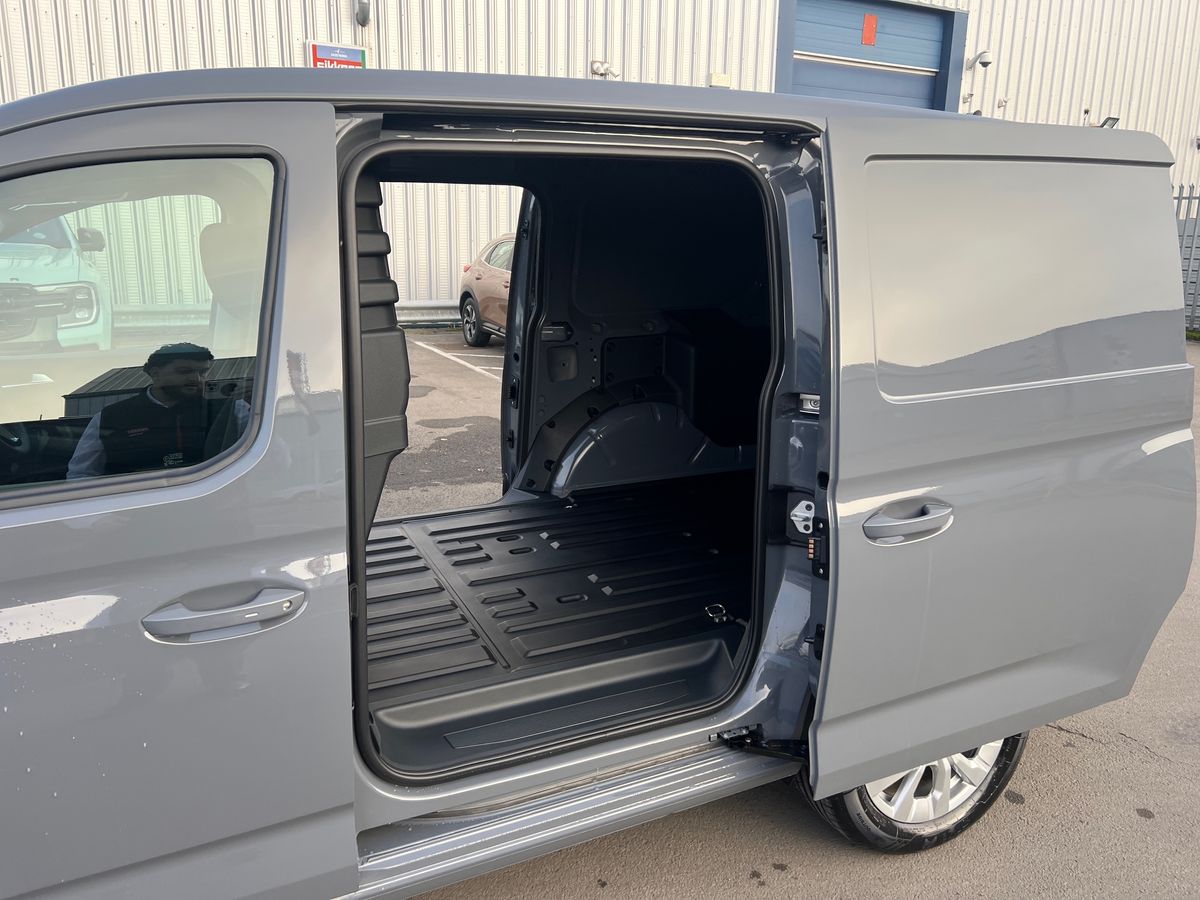 Used Ford Transit Connect 2026 for sale - 77077468: Photo 31