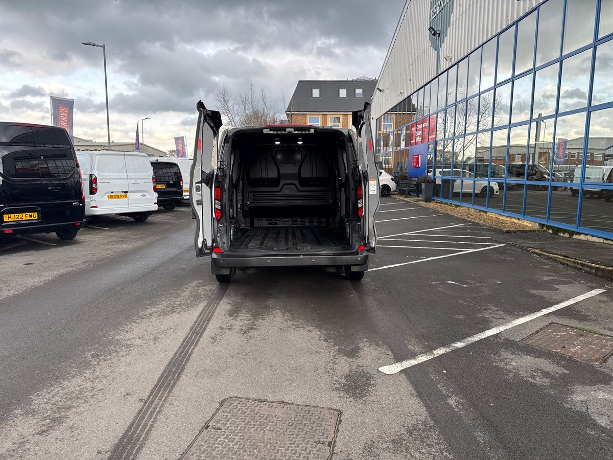 Used Ford Transit Custom 2024 for sale - 77432035: Photo 31