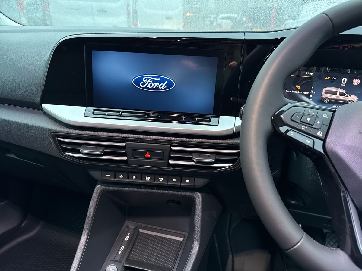 Used Ford Transit Connect 2026 for sale - 76669290: Photo 10