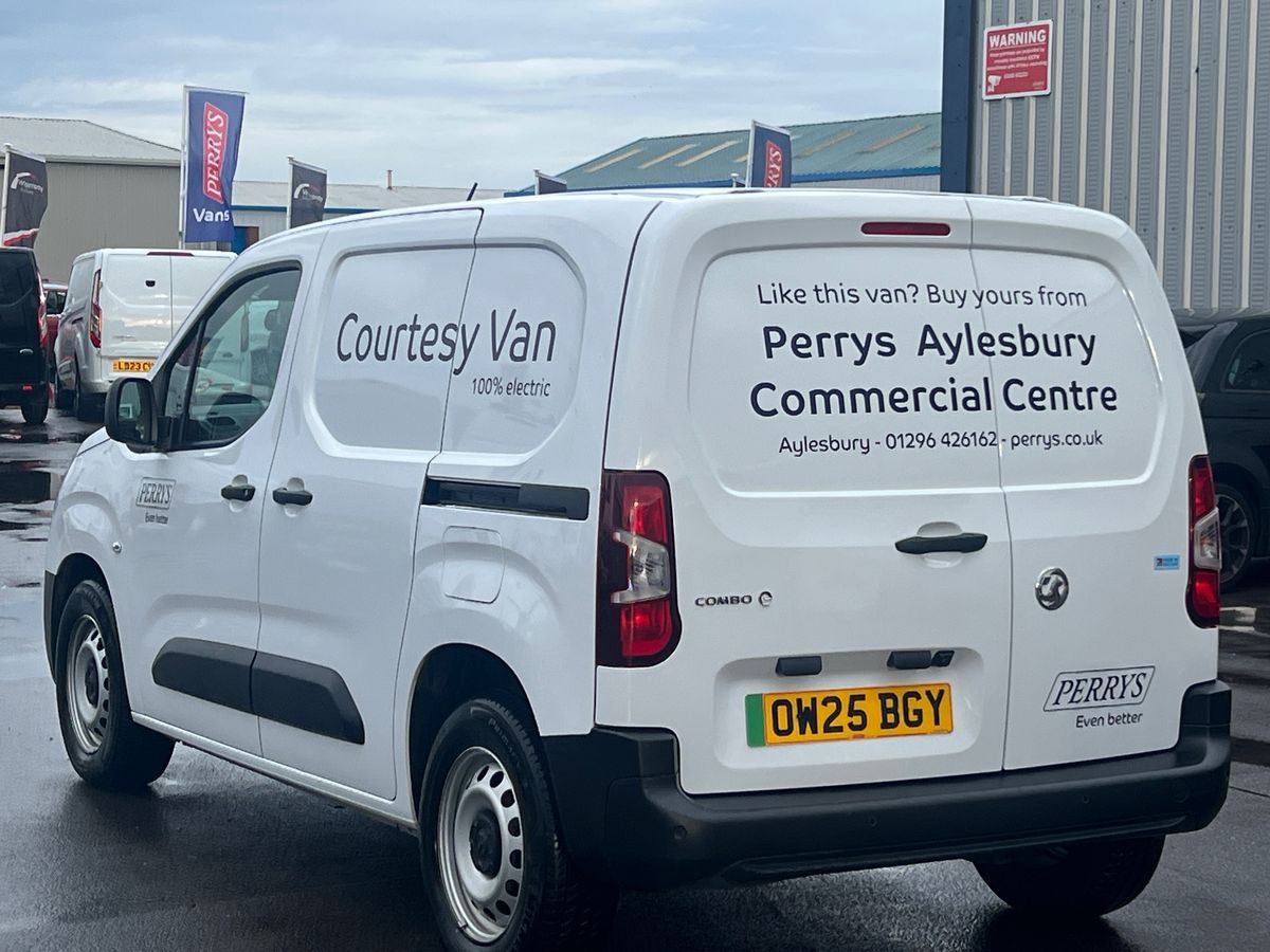 Used Vauxhall Combo 2025 for sale - 75904033: Photo 2