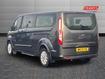 Used Ford Tourneo Custom 2022 for sale - 76919406: Photo