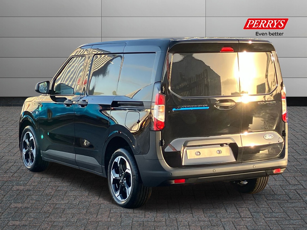 Used Ford Transit Courier 2026 for sale - 76807893: Photo 2