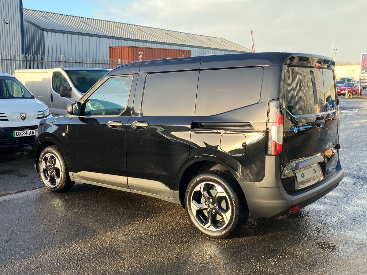 Used Ford Transit Courier 2026 for sale - 76807893: Photo 35