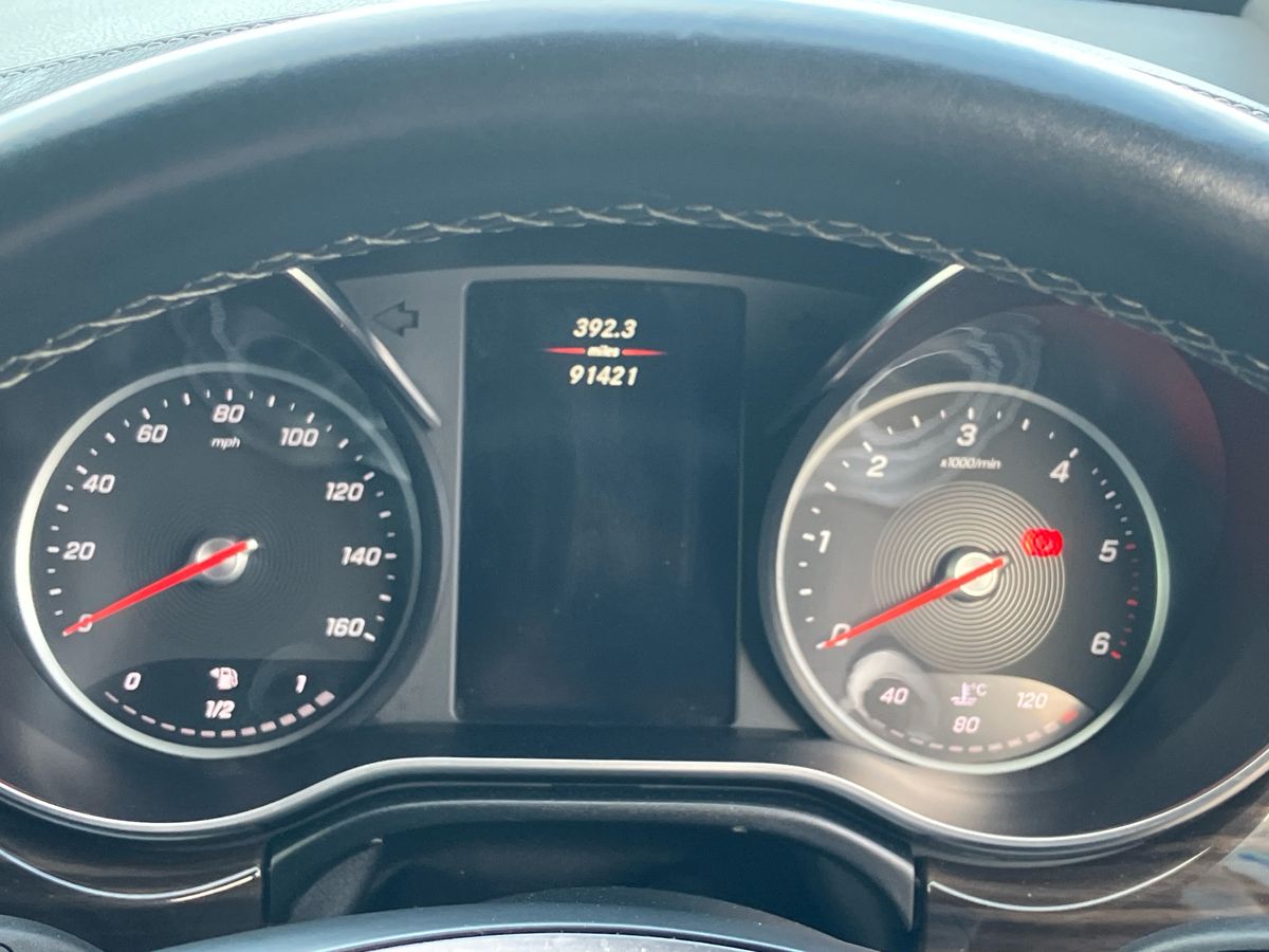 Used Mercedes-Benz V-Class 2020 for sale - 76625895: Photo 12