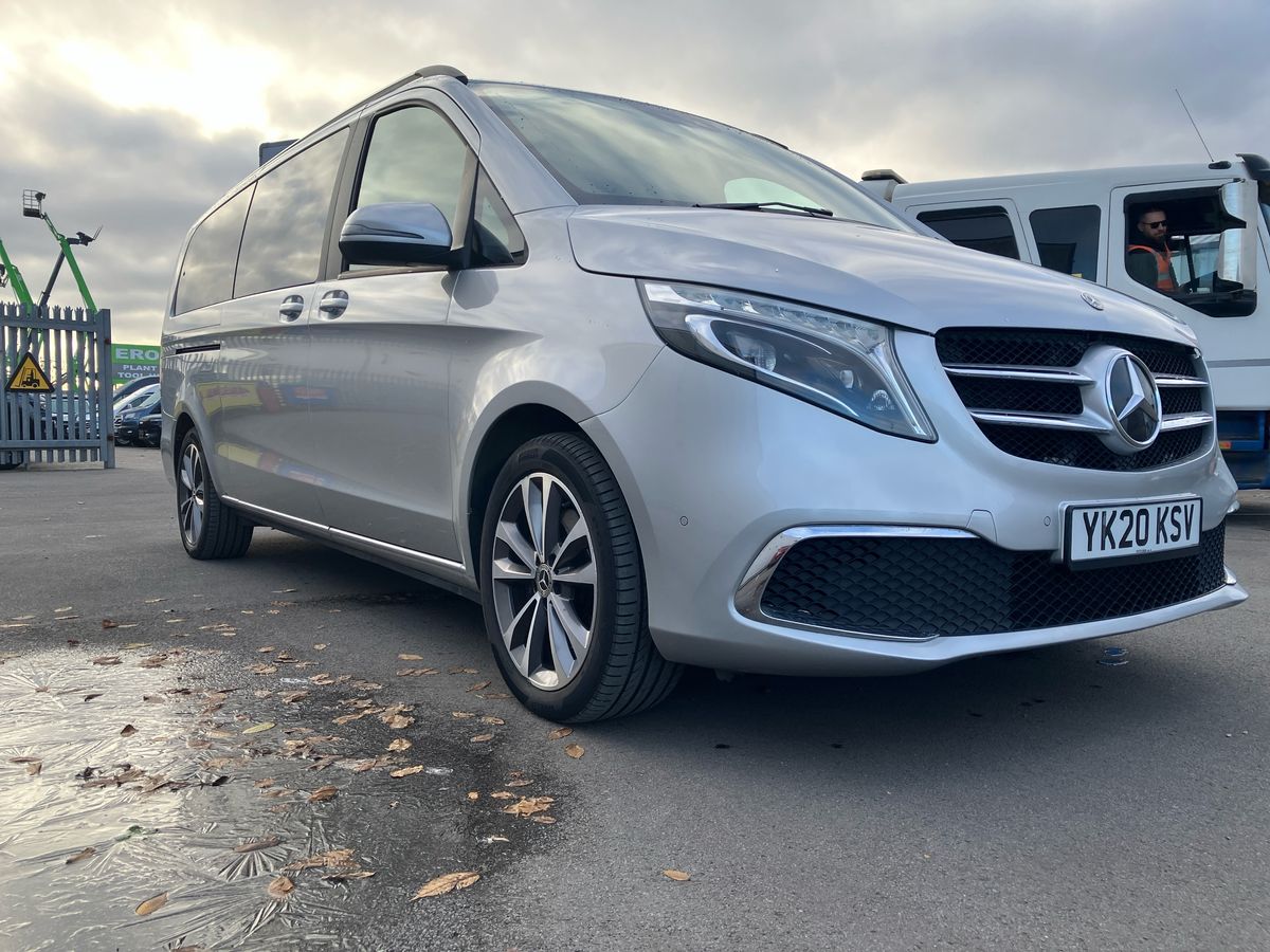 Used Mercedes-Benz V-Class 2020 for sale - 76625895: Photo 30