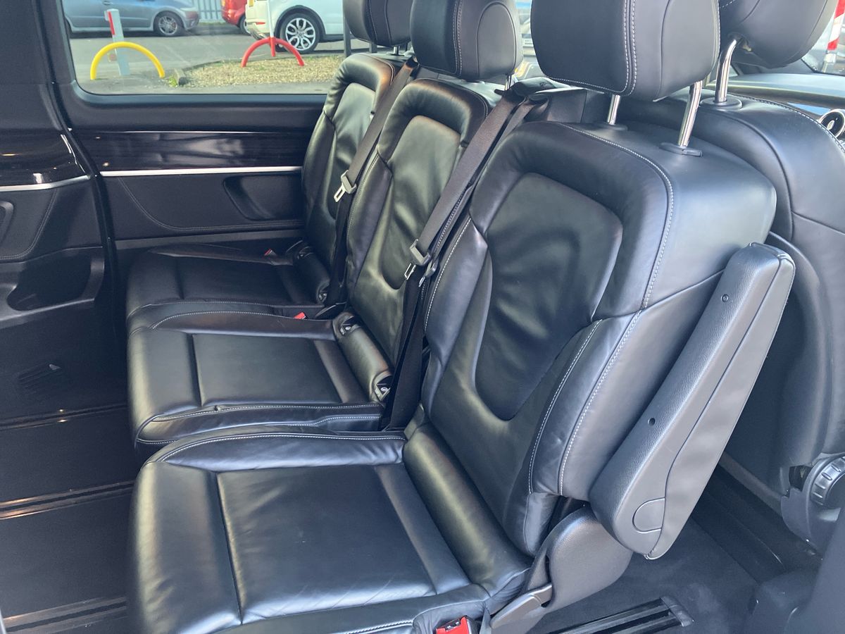 Used Mercedes-Benz V-Class 2020 for sale - 76625895: Photo 32