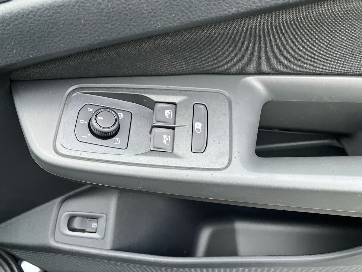 Used Ford Transit Connect 2025 for sale - 76878283: Photo 16