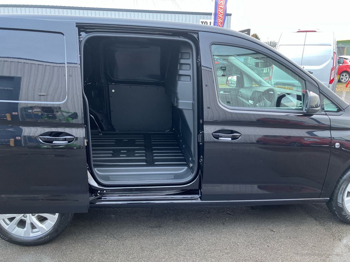 Used Ford Transit Connect 2025 for sale - 76878283: Photo 36