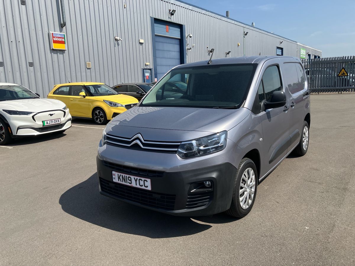 Vehicle 29