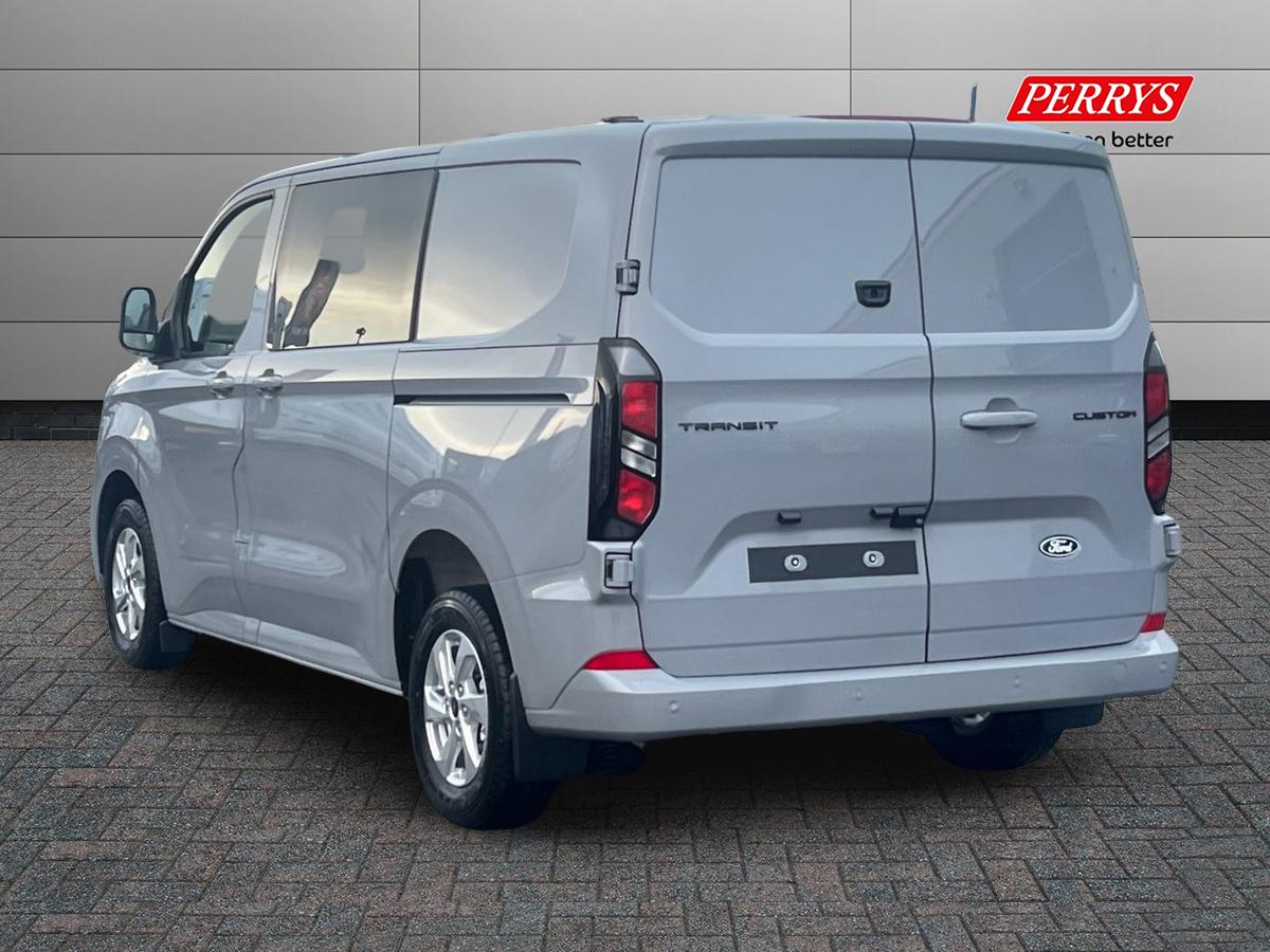 Used Ford Tourneo Custom 2026 for sale - 76669289: Photo 2