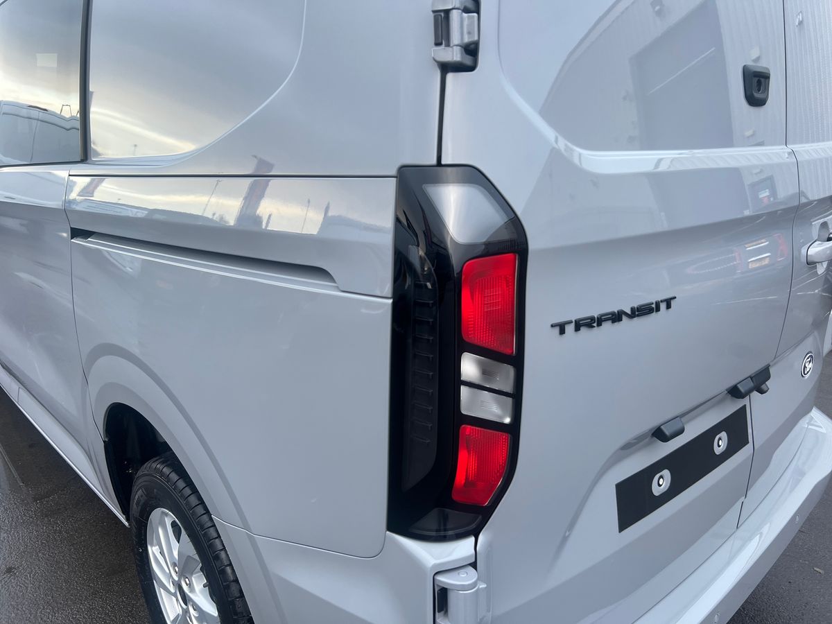 Used Ford Tourneo Custom 2026 for sale - 76669289: Photo 25