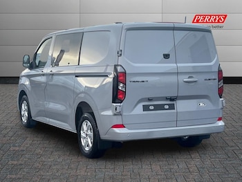 Used Ford Tourneo Custom 2025 for sale - 76669289: Photo