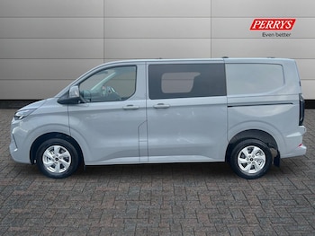 Used Ford Tourneo Custom 2025 for sale - 76669289: Photo