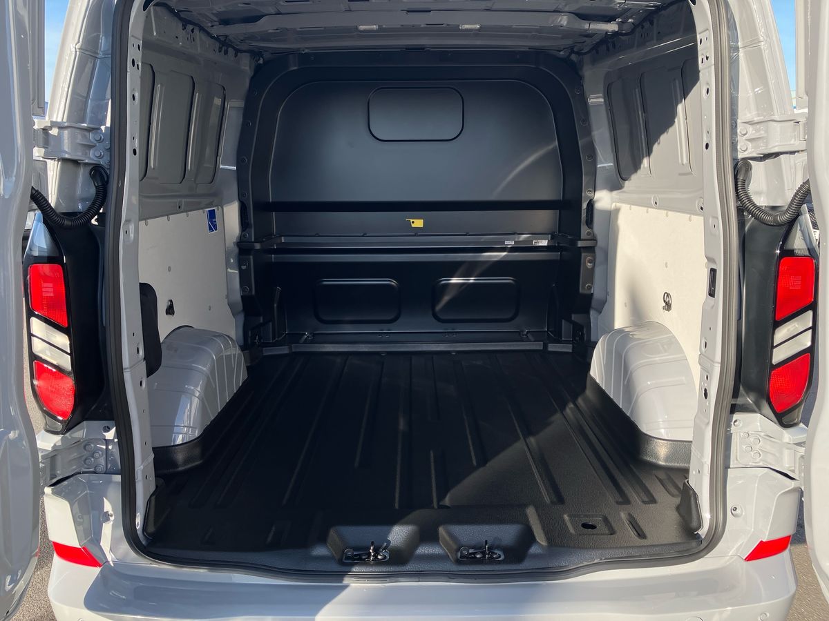 Used Ford Tourneo Custom 2026 for sale - 76669288: Photo 17