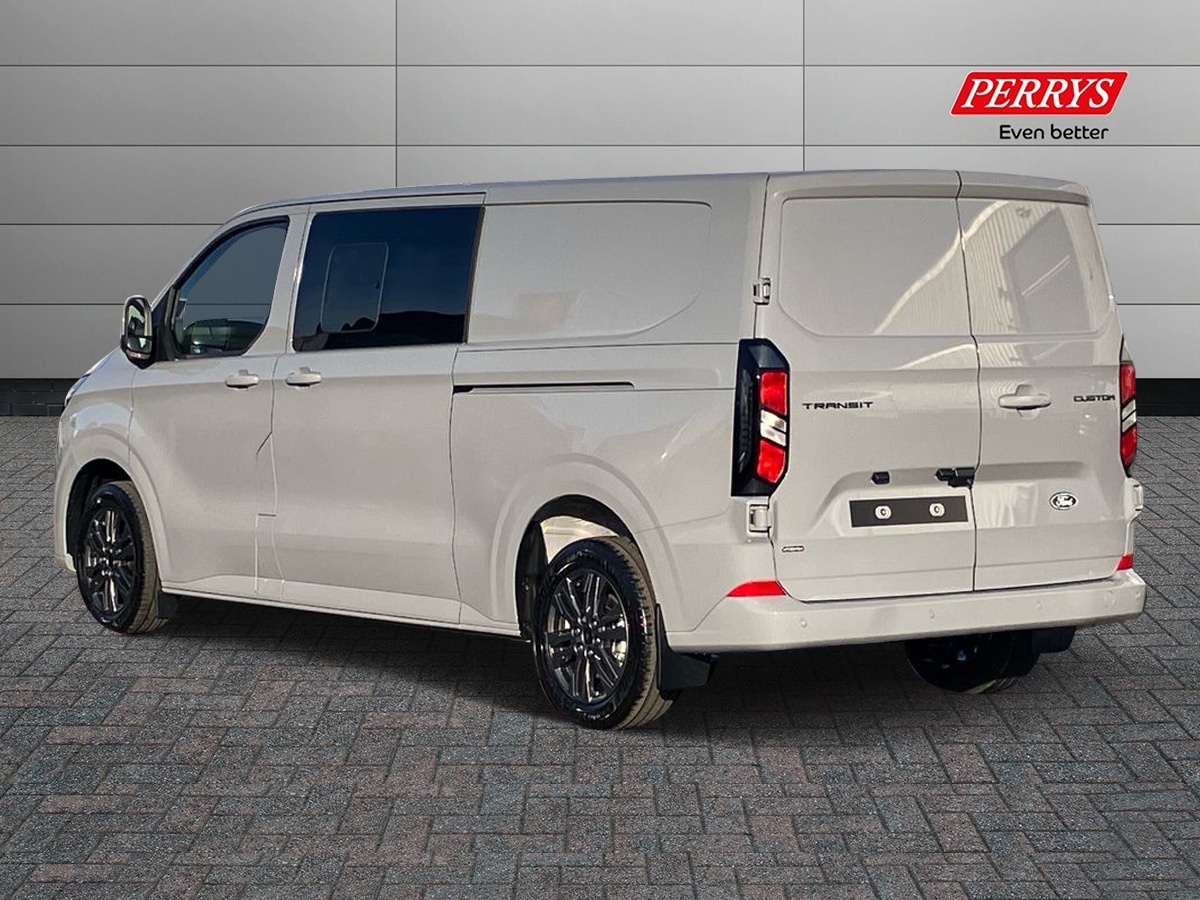 Used Ford Tourneo Custom 2026 for sale - 76669288: Photo 2