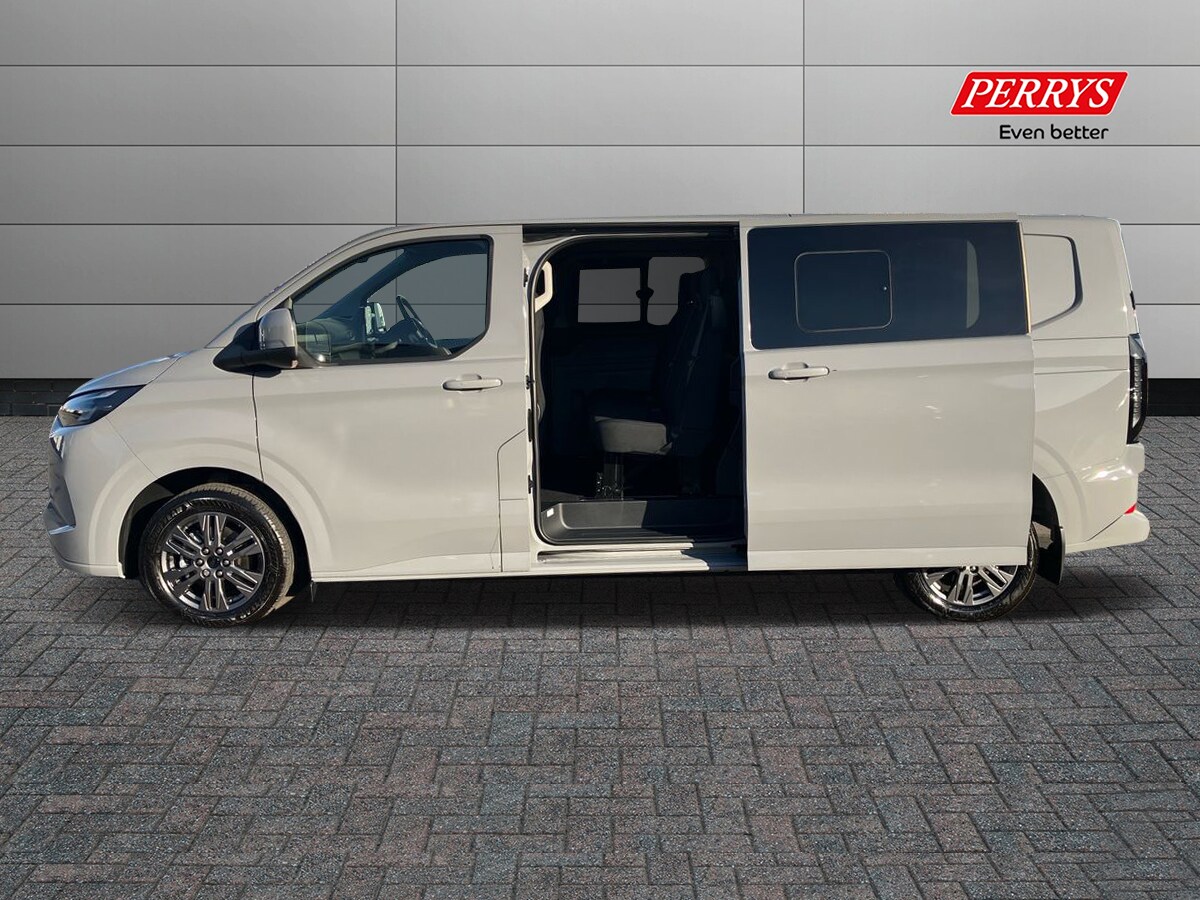 Used Ford Tourneo Custom 2026 for sale - 76669288: Photo 3