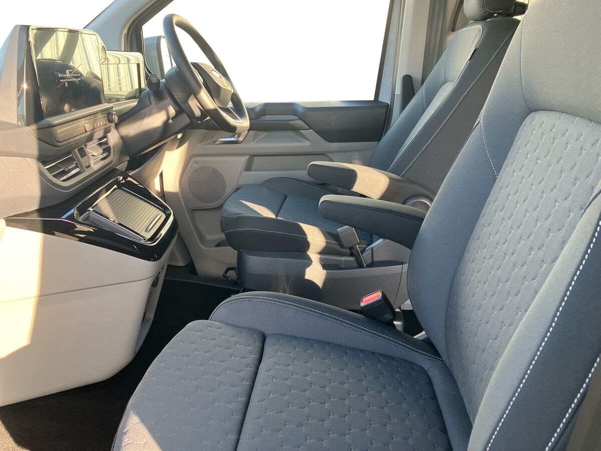 Used Ford Tourneo Custom 2026 for sale - 76669288: Photo 6